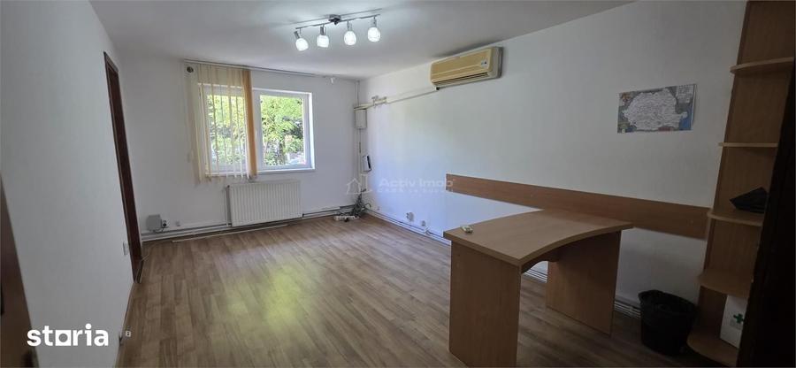 Apartament cu 3 camere în Micro 9