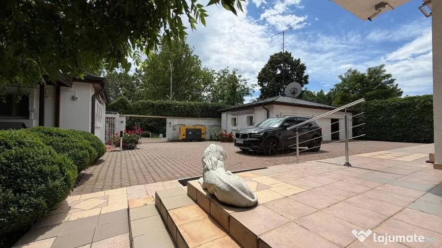 Casă cu 1 camere cu Teren 2800 Mp în Ferme