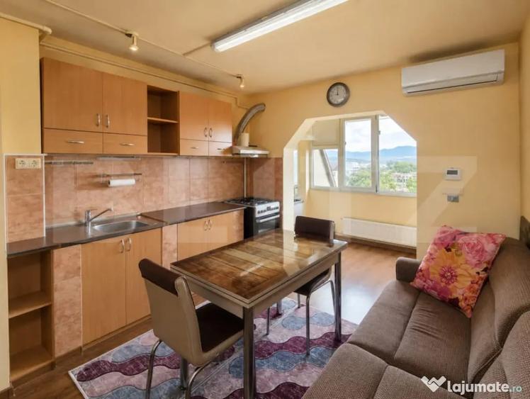 Apartament cu 2 camere decomandat în Central