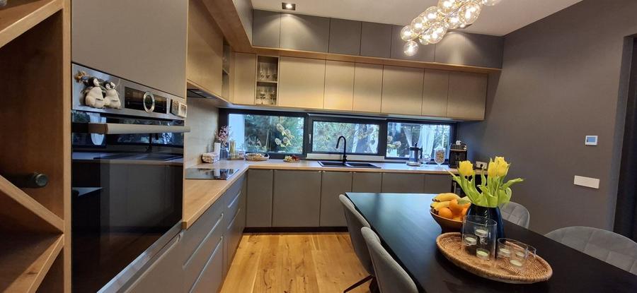 Duplex cu 4 camere cu Canalizare în Dumbrăvița