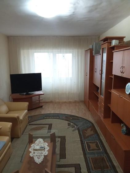 Apartament cu 2 camere decomandat în Exterior Vest