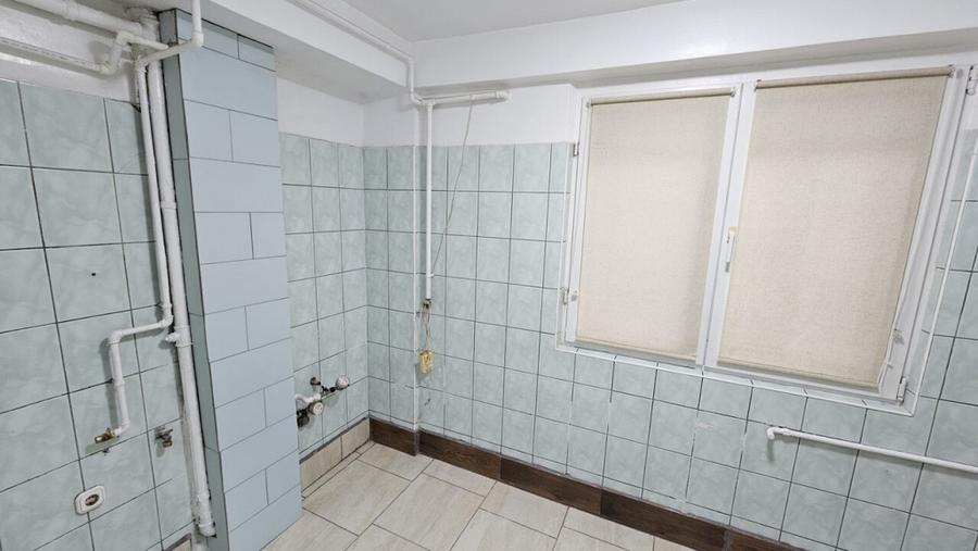 ULTRACENTRAL - 2 cam, cf1,sd,1/4 , liber,intabulat-65000 eur - 8