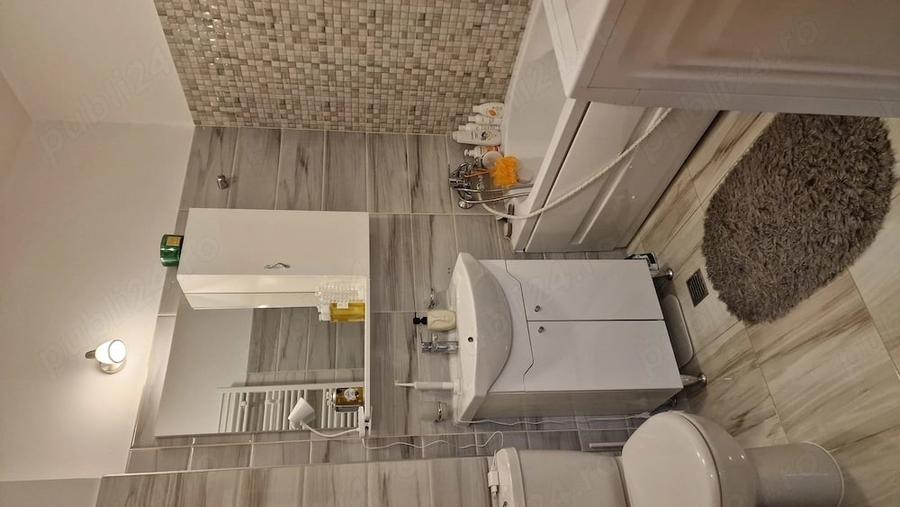 Apartament cu 2 camere decomandat în Păcii