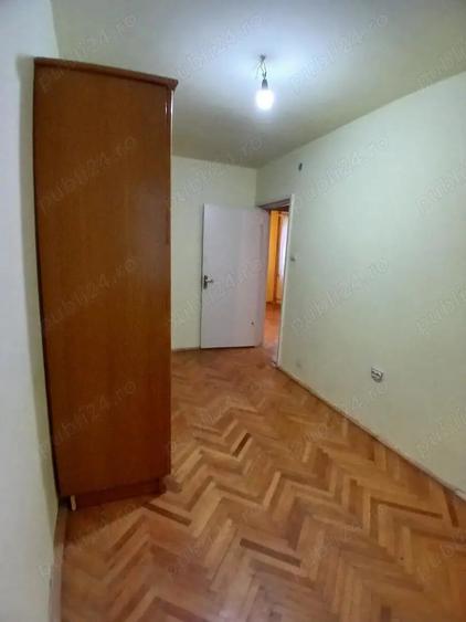 Apartament cu 3 camere decomandat, mobilat în Girocului