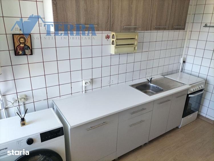 Apartament cu 3 camere decomandat în Ultracentral