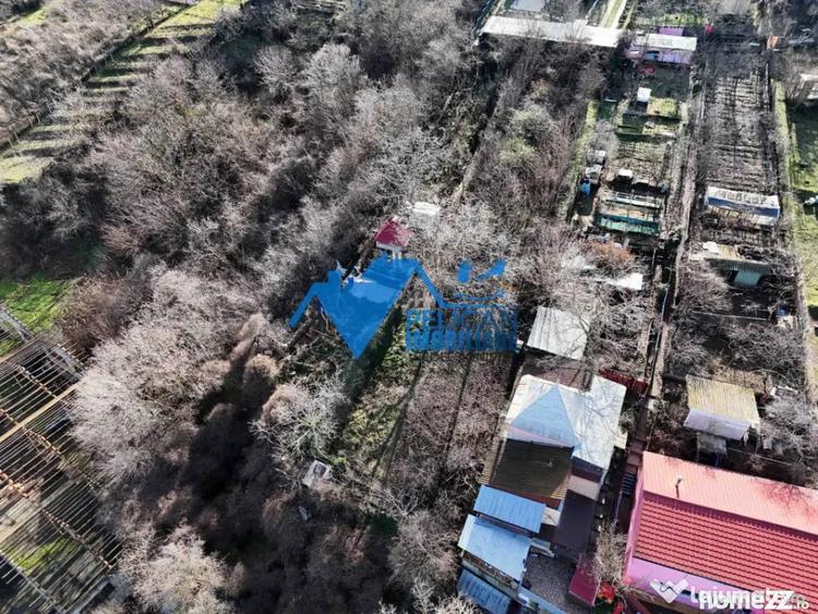 Teren de 550 mp, în Central