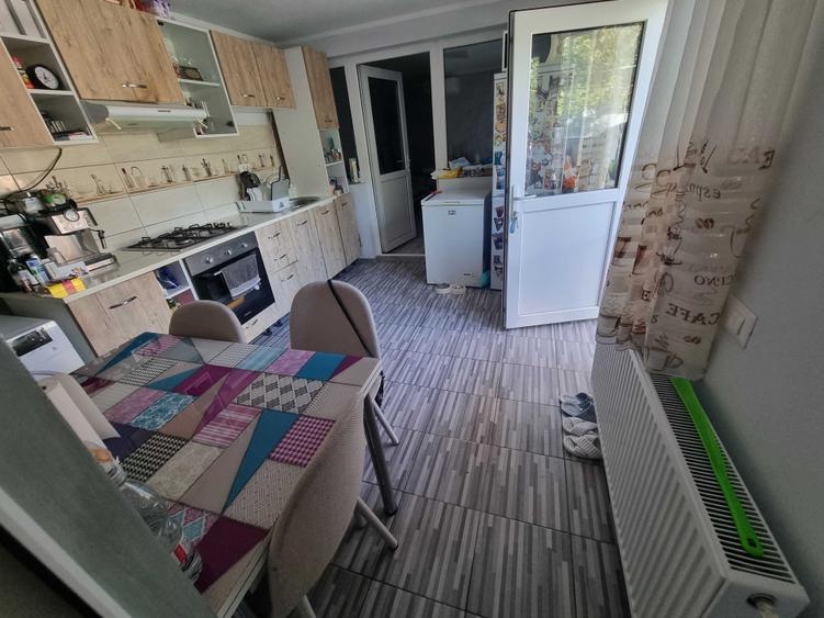 Casă cu 2 camere în Central