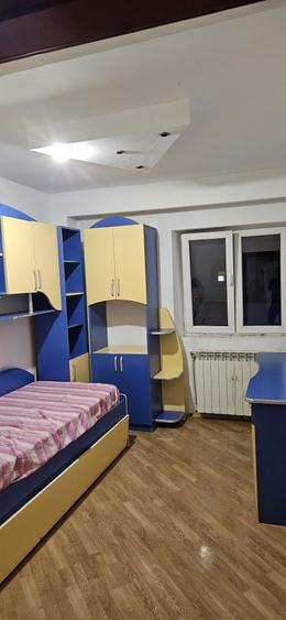 Apartament cu 3 camere în Burdujeni