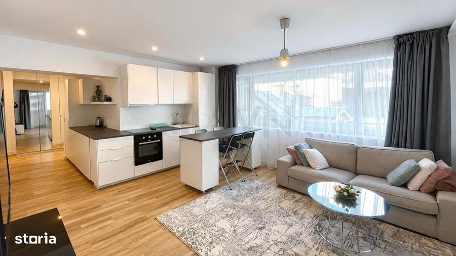 Apartament cu 3 camere decomandat în Central