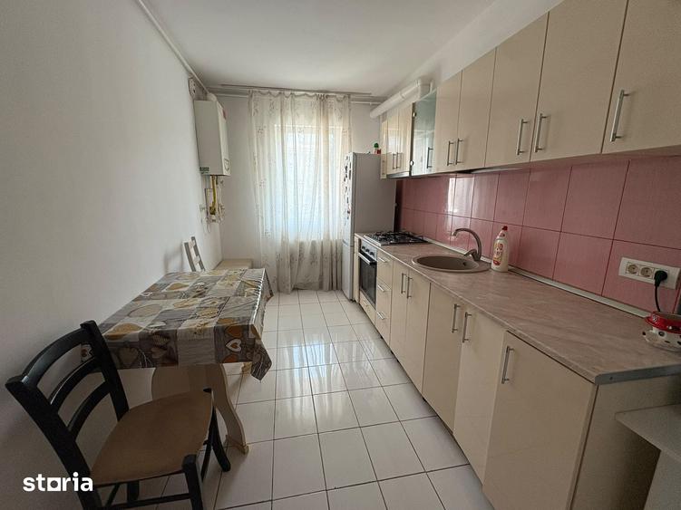 Apartament cu 3 camere în Giurgiului