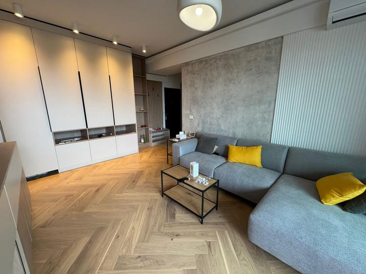 Apartament cu 3 camere în Universitate