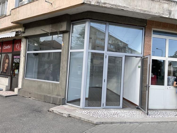 Spațiu comercial, de 30 mp, în Ultracentral
