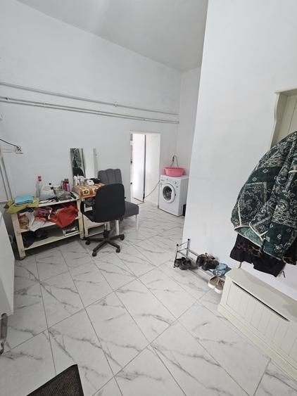 Casă individuală cu 2 camere cu Teren 196 Mp în Dâmbovița