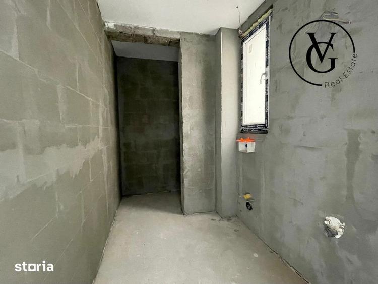 Apartament cu 2 camere semidecomandat în Tei