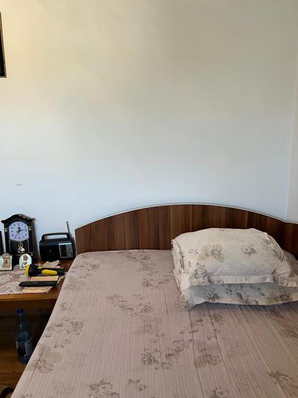 Apartament cu 3 camere semidecomandat în Valea Călugărească
