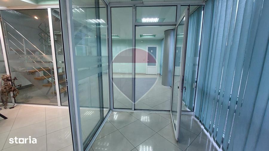 Spațiu comercial, de 880 mp, în Muntenii de Jos