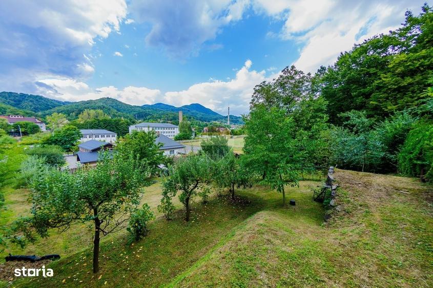 CASA cu TEREN generos , in linistea naturii - 3