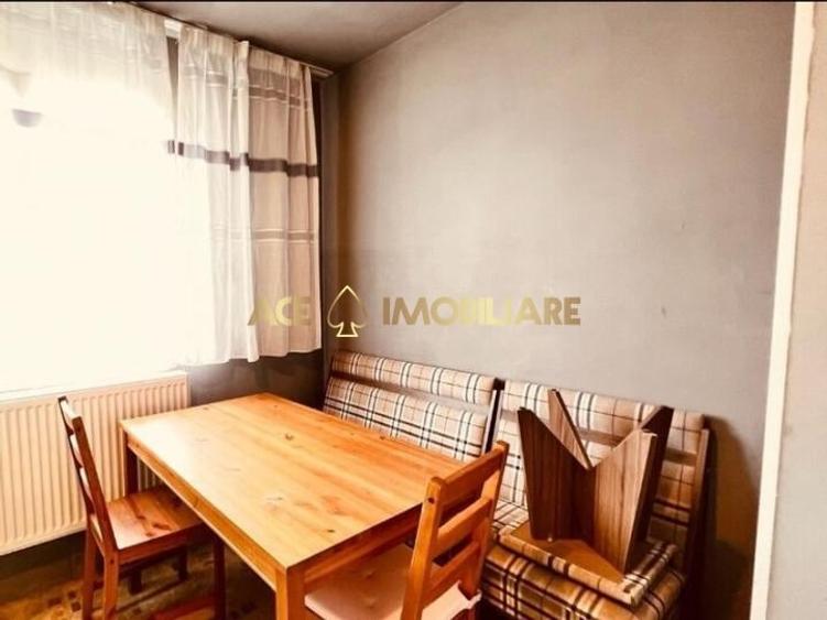 Apartament cu 3 camere decomandat, mobilat în Berceni