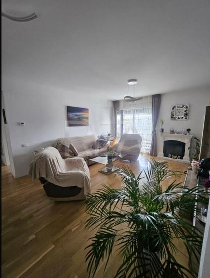 Apartament cu 3 camere decomandat, mobilat în Domenii