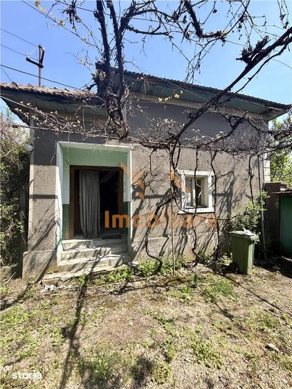 Casă cu 5 camere cu Teren 1788 Mp în Căpâlna