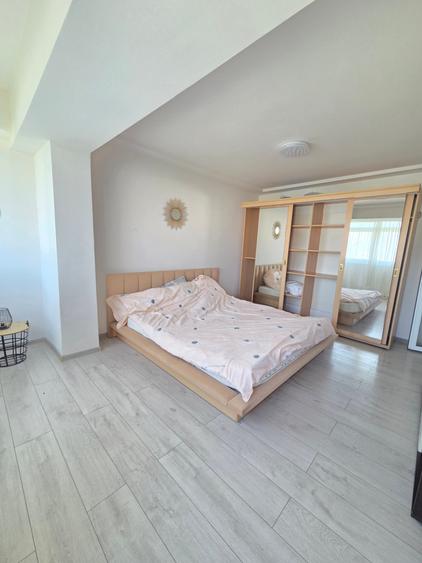 Apartament cu 2 camere decomandat în Independenței