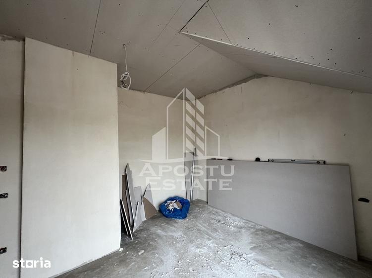 DE VANZARE casa alipita in Covaci cu curte mare - 2