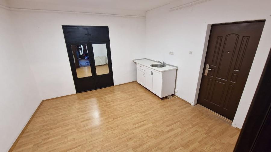 Spațiu comercial, de 65 mp, în Centrul Istoric