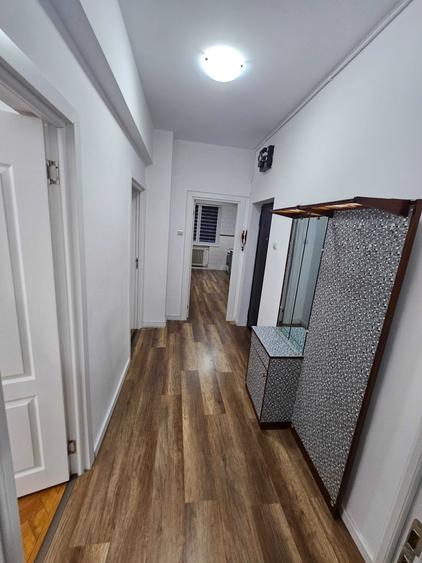 Apartament cu 2 camere decomandat în Plopilor