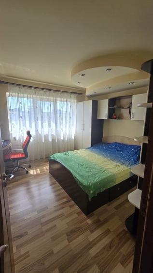 Apartament cu 2 camere decomandat în Malu Roșu