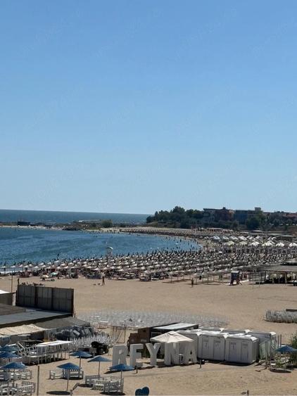 Apartament cu 3 camere decomandat în Faleza Nord