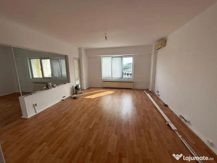 Apartament cu 3 camere decomandat în Alba Iulia