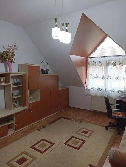 Garsonieră decomandată în Rogerius