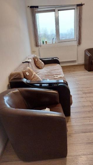 Apartament cu 2 camere semidecomandat în Hipodrom