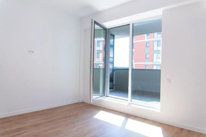 Apartament cu 4 camere decomandat în Theodor Pallady