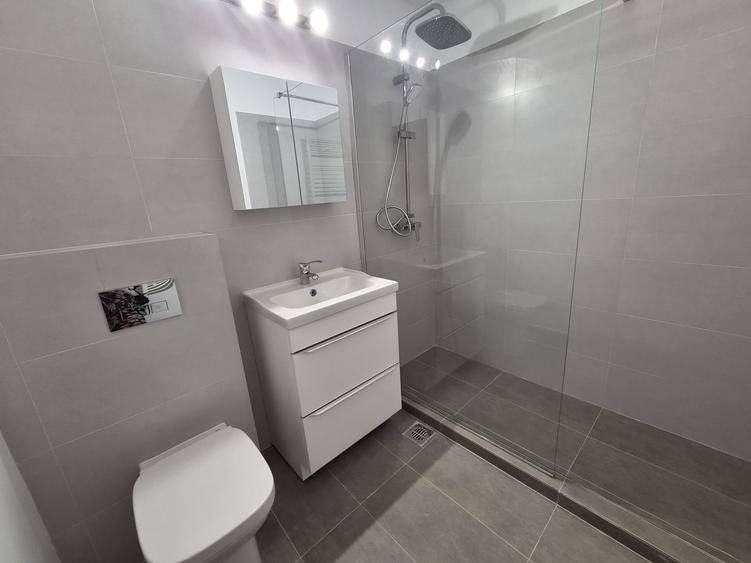 Apartament cu 3 camere în Iancu Nicolae