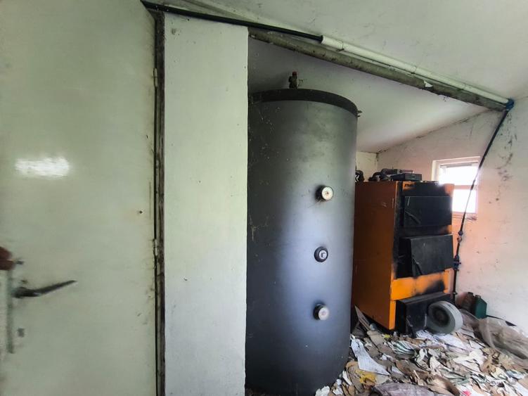 Casă individuală cu 2 camere cu Teren 7592 Mp în Dochia