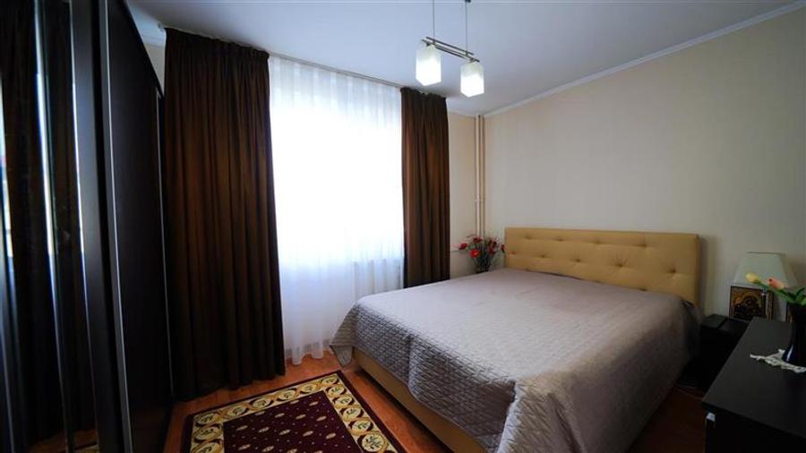 Apartament cu 2 camere decomandat în Rogerius