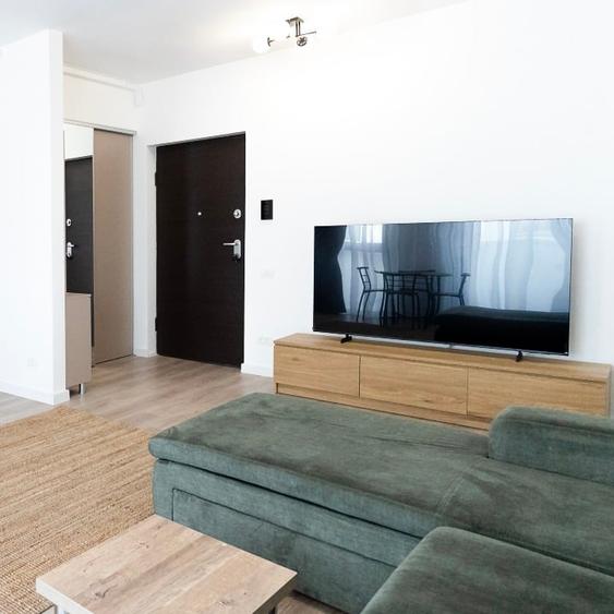 Apartament cu 2 camere decomandat, mobilat în Decebal