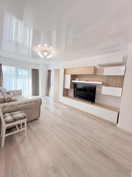 Apartament cu 2 camere decomandat, mobilat în Nicolina