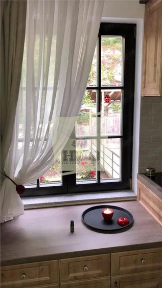 Casă cu 5 camere cu Piscina în Cisnădioara