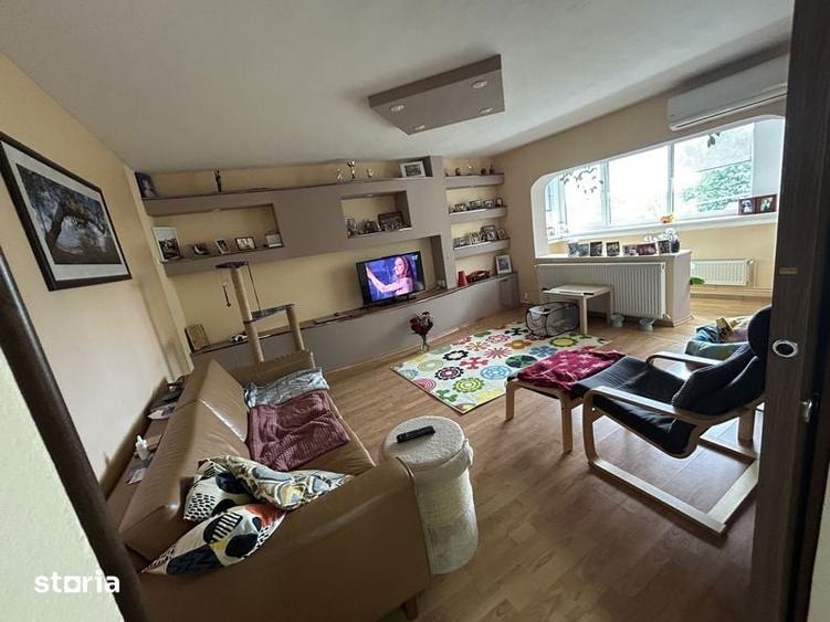 Vand apartament 4 camere Balotesti - 1