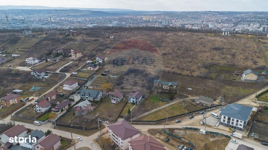 Teren de 13500 mp, în Voinești