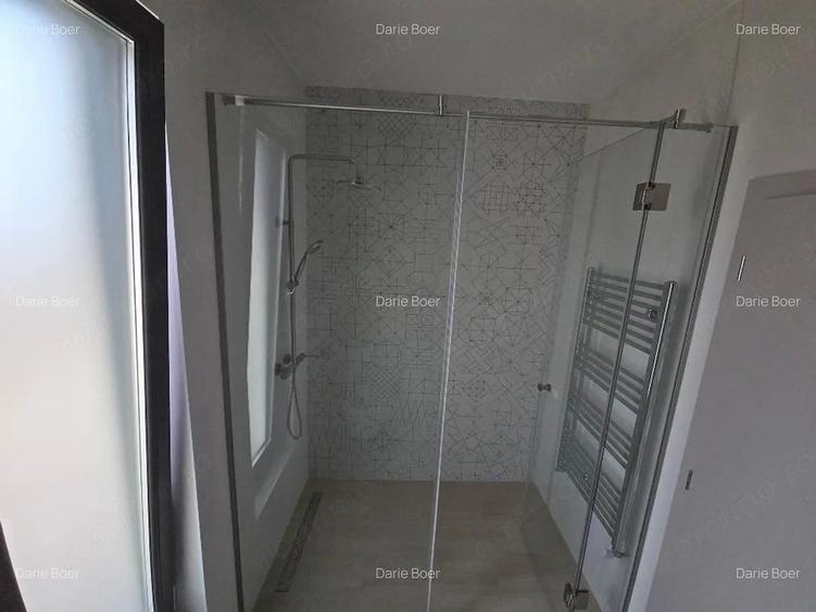 Casă cu Teren 250 Mp în Central