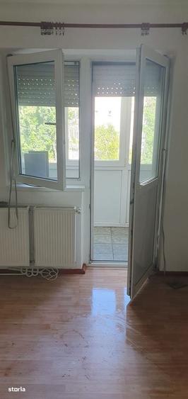 Vand apartament cu 2 camere cartier Nufarul 1 - 4