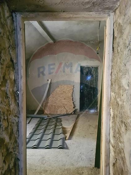 Casă cu 3 camere cu Teren 562 Mp în Central