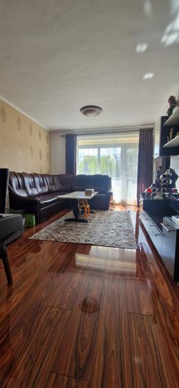 Duplex cu 4 camere cu Canalizare în Bună Ziua