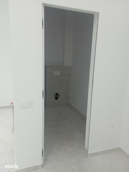 Spațiu comercial, de 48 mp, în Central