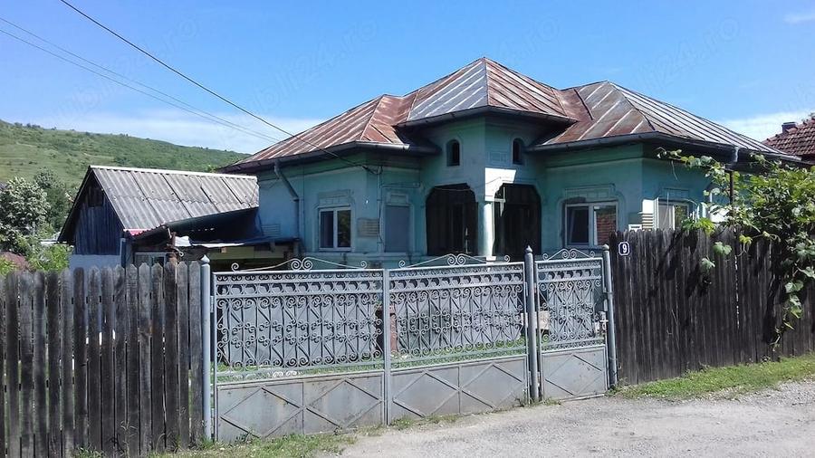 Casă cu 3 camere cu Teren 740 Mp în Ștefănești