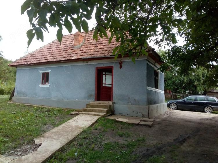 Casă cu 3 camere cu Teren 4400 Mp în Sânger