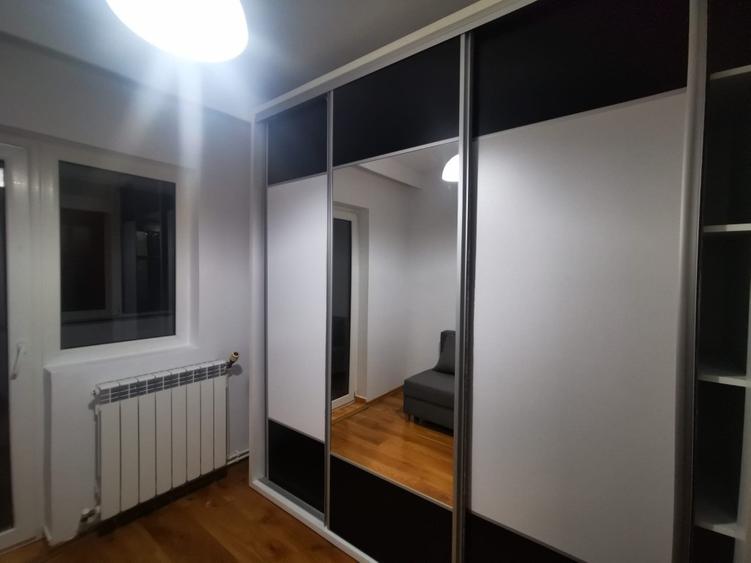 Apartament cu 3 camere decomandat în Tomis Nord
